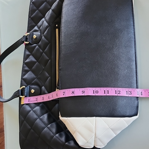 Betsey Johnson Quilted Tote Weekender Bag - Picture 10 of 14